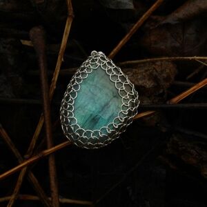 ☆ Blue Labradorite Pendant in Sterling Silver ☆